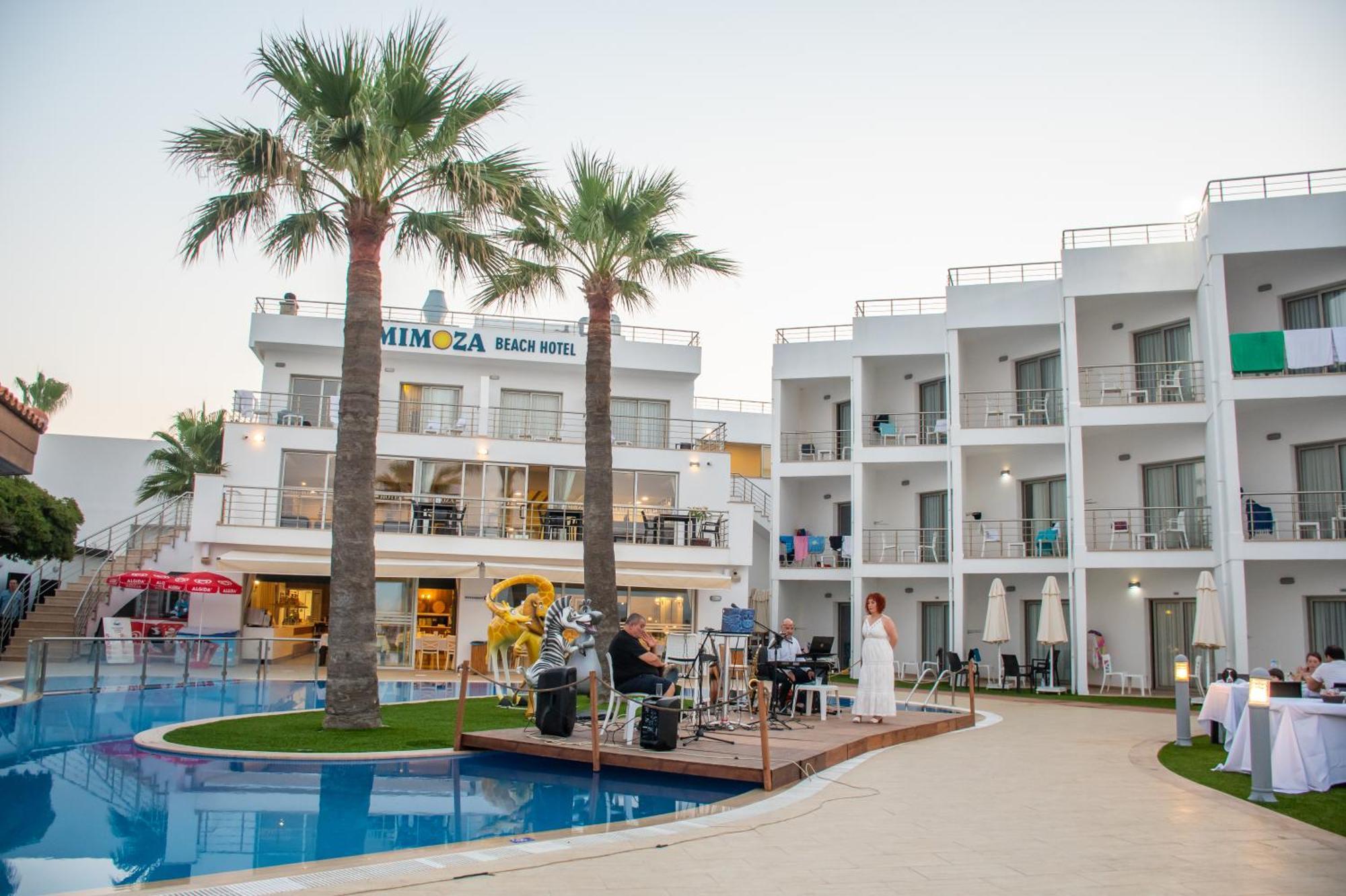 Mimoza Beach Hotel Agios Sergios Exterior foto