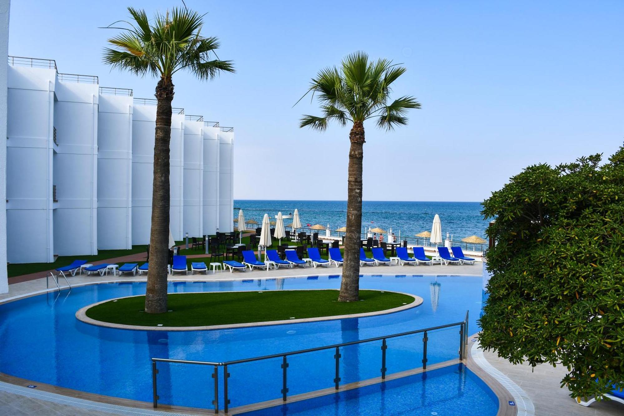 Mimoza Beach Hotel Agios Sergios Exterior foto